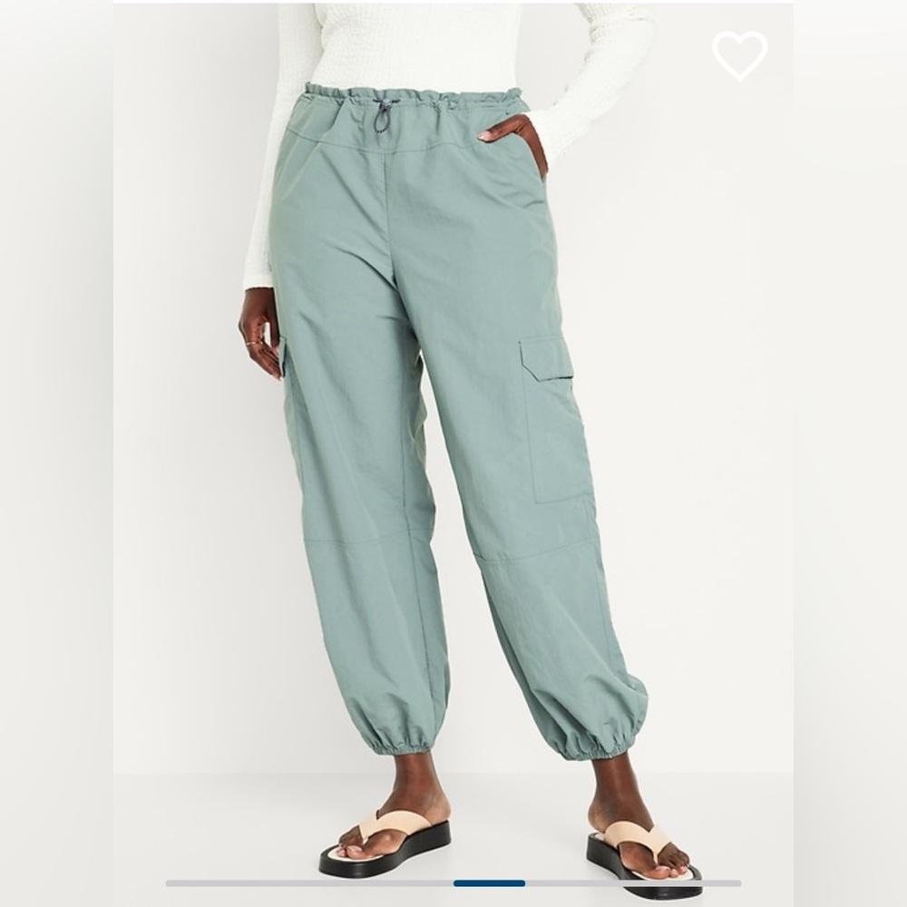 Old navy Mid rise cargo performance pants